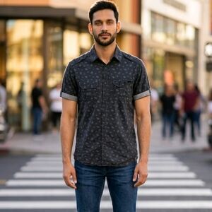 Free Planet short-sleeve casual button-down for men. Small Size